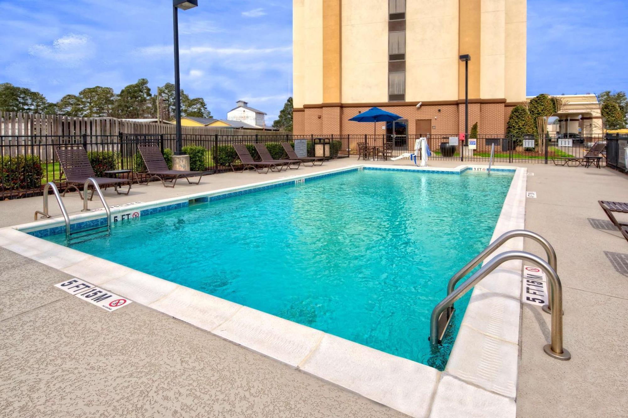 Hampton Inn Dunn Exterior foto